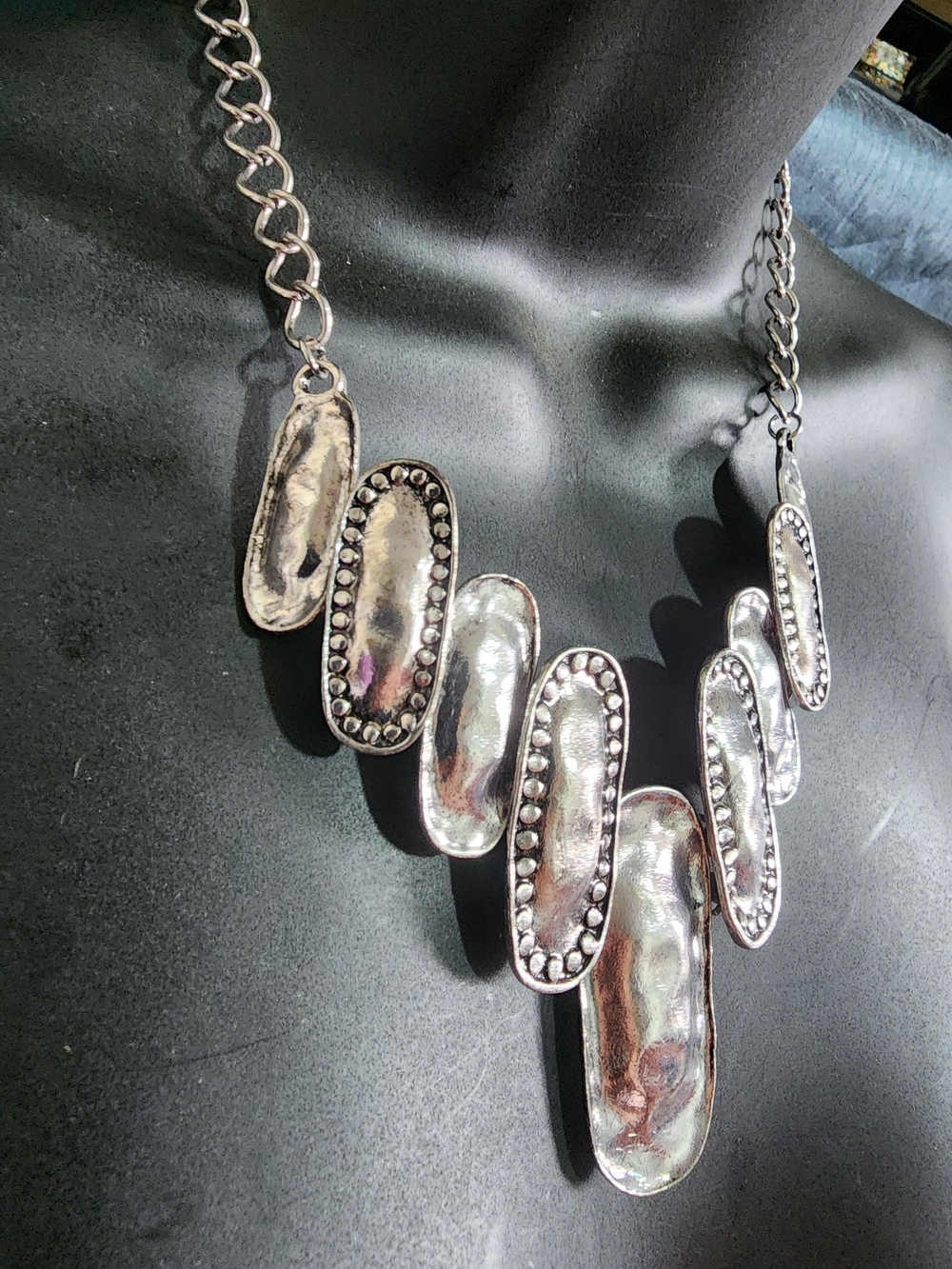 West & Co Silver Tone Concho Bib Statement Necklace Western Boho Fashion - Picture 4 of 6